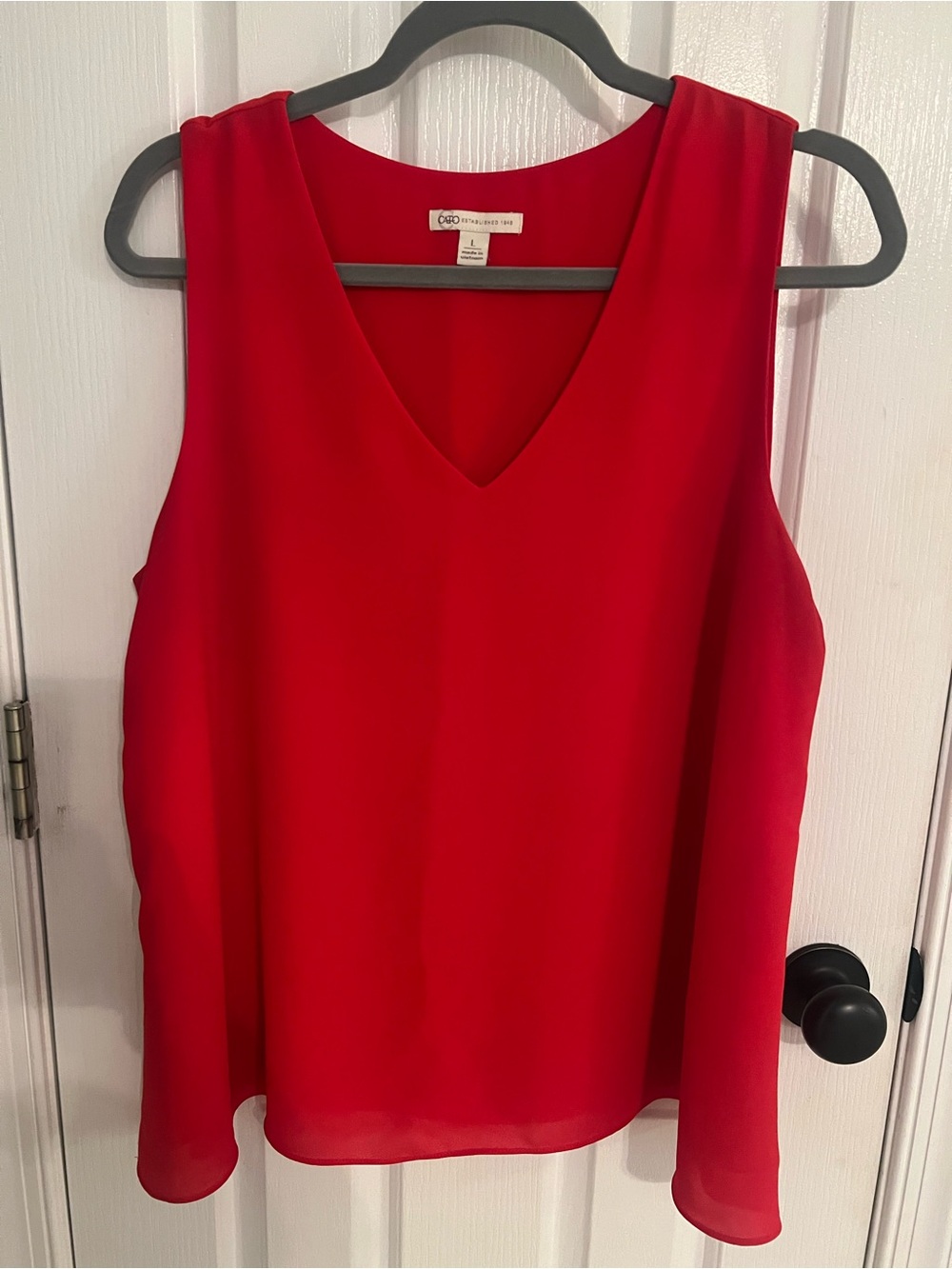 Sleeveless V-Neck Red Women's Top - Cato